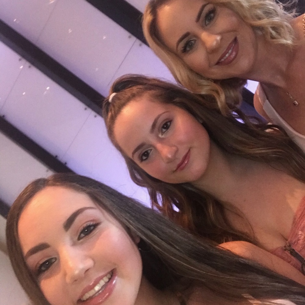 Meet your Posher, Ili_jacks